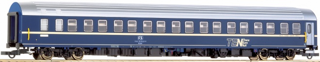Passenger Sleeping car type T2S in TEN livery<br /><a href='images/pictures/Roco/64768.jpg' target='_blank'>Full size image</a>